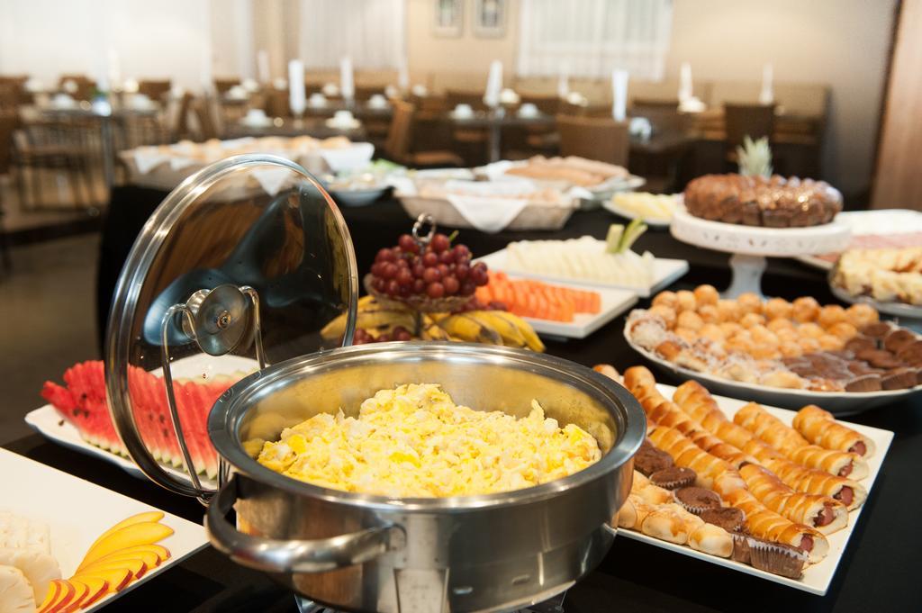 Planalto Bittar Hotel E Eventos Бразиліа Екстер'єр фото
