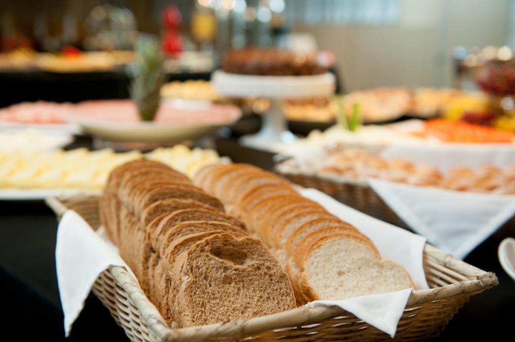 Planalto Bittar Hotel E Eventos Бразиліа Екстер'єр фото