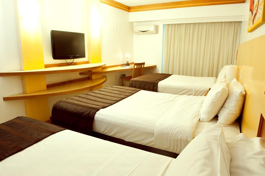 Planalto Bittar Hotel E Eventos Бразиліа Екстер'єр фото