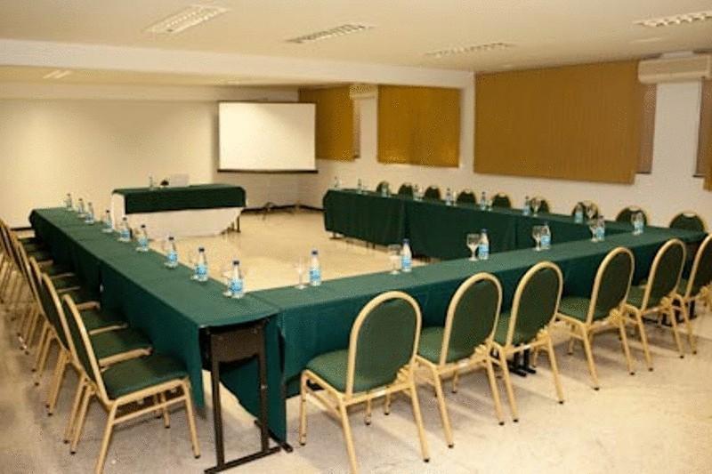 Planalto Bittar Hotel E Eventos Бразиліа Екстер'єр фото